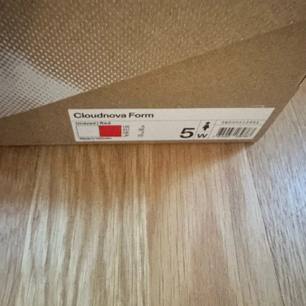 Special Edition On x Pamela Rosencranz women’s size 5 - Picture 5 of 5